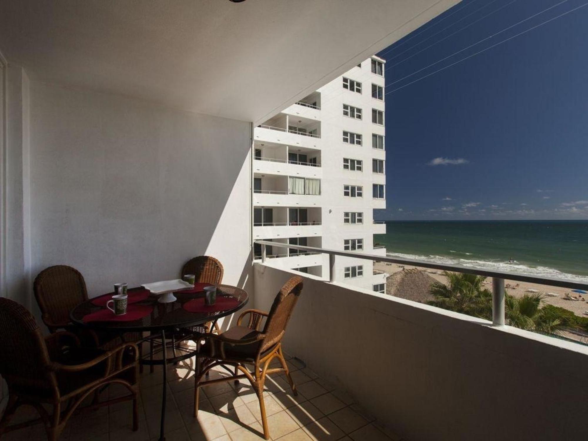 Fuer 2 Personen Ca 30 Qm In Lauderdale, Florida South Florida